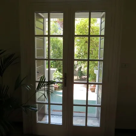 Emy Apartment *